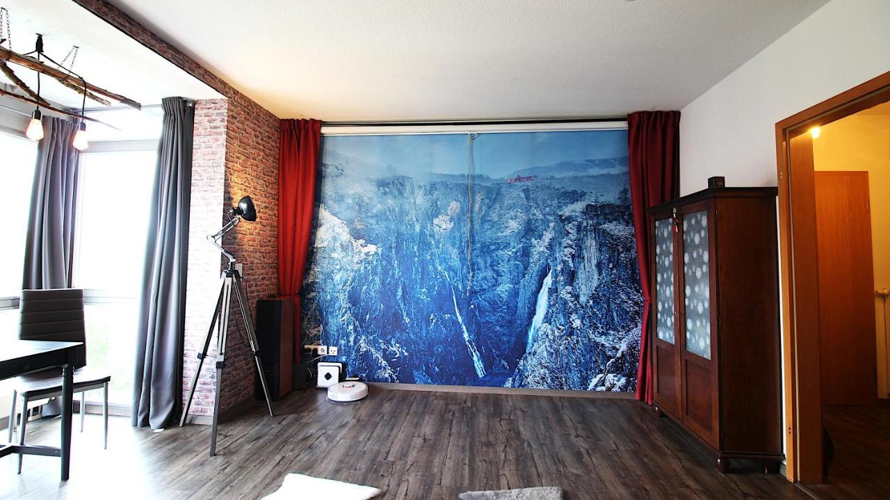 Home Cinema, Parking Space Wurzburg Luaran gambar